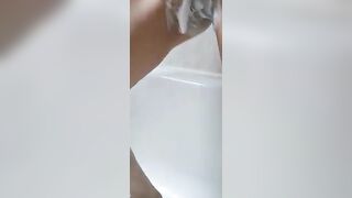 Sexy cougar milf shaving and sexy anal plug play....